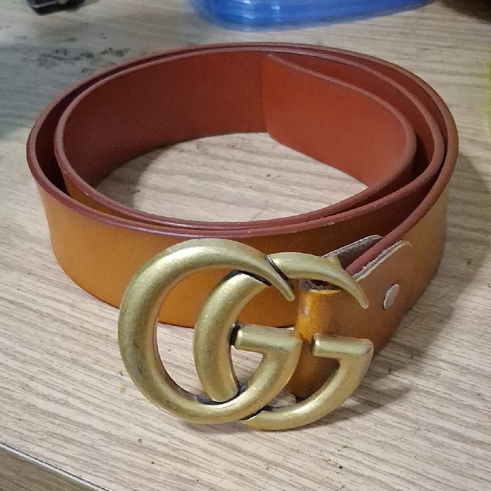 Gucci Tan Leather Belt with Gold Buckle